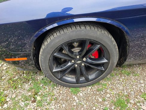Used 2017 Dodge Challenger R/T w/ Blacktop Package RWD image 3