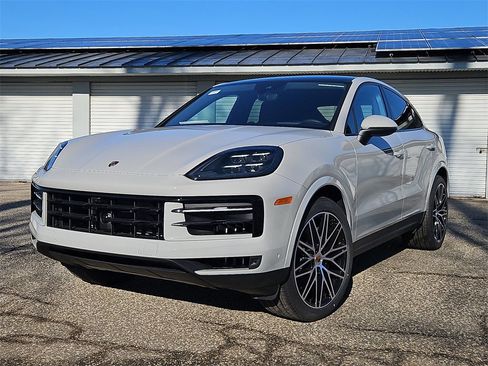 New 2026 Porsche Cayenne Coupe image 1