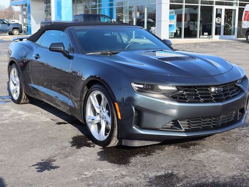 Used 2023 Chevrolet Camaro LT w/ Technology Package image 2