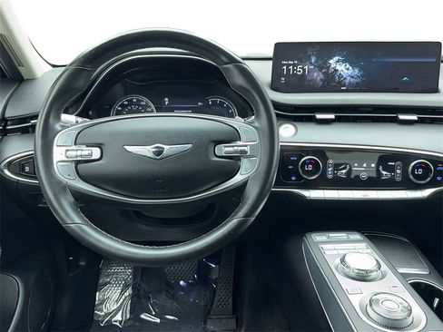 Used 2022 Genesis GV70 2.5T w/ Select Package image 17