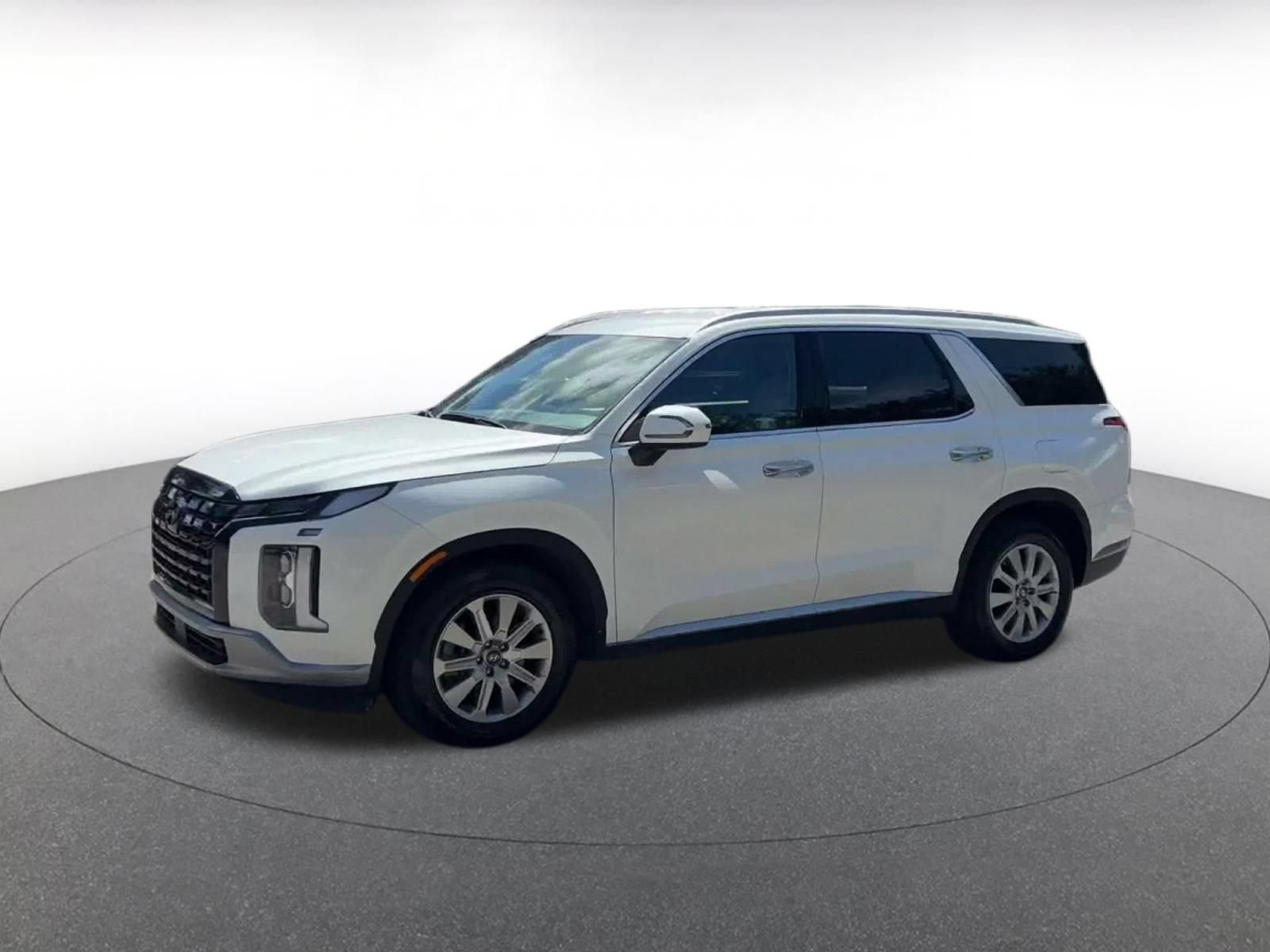 Used 2024 Hyundai Palisade SEL FWD image 7
