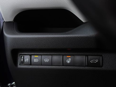 Certified 2023 Toyota RAV4 XLE Premium AWD/4WD image 16