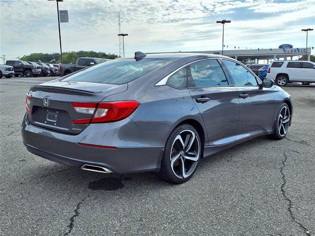 Used 2019 Honda Accord Sport image 2