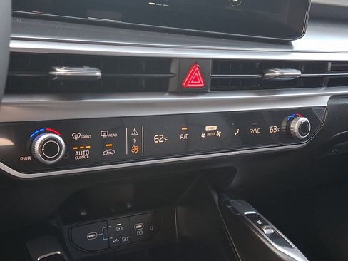 New 2026 Kia Sorento EX AWD/4WD image 15