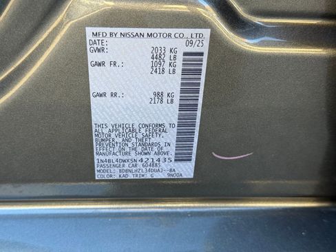 New 2025 Nissan Altima 2.5 SV w/ SV Premium Package image 17