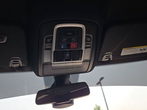 Used 2019 RAM 1500 Laramie w/ Sport Appearance Package AWD/4WD image 21