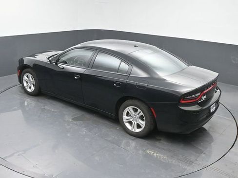 Used 2022 Dodge Charger SXT RWD image 33