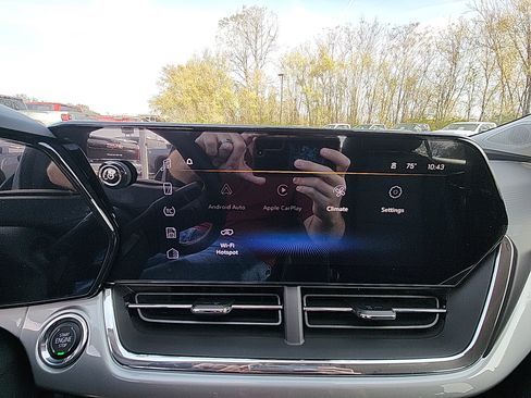 New 2026 Chevrolet Trax LT image 21