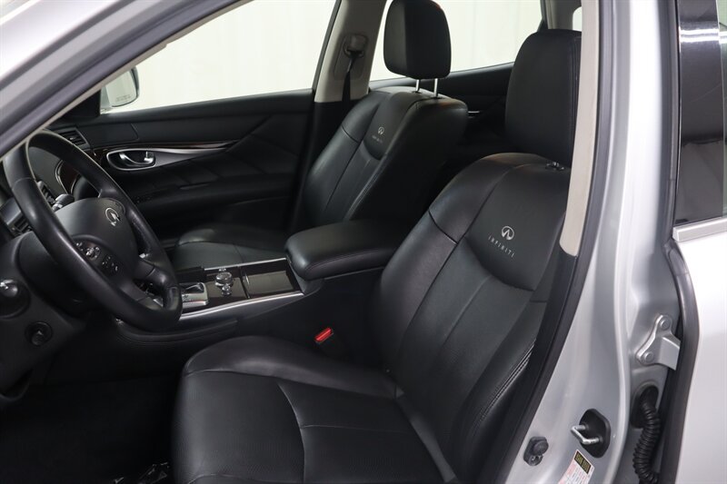 Used 2013 INFINITI M35 w/ Premium Pkg RWD image 20