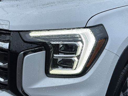 New 2026 GMC Terrain Elevation w/ Elevation Premium Package image 4