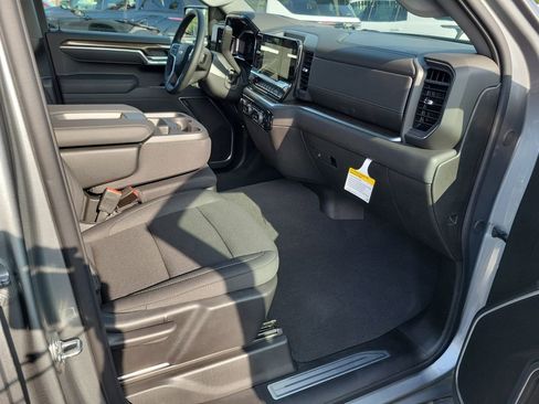 New 2026 Chevrolet Silverado 1500 LT image 17