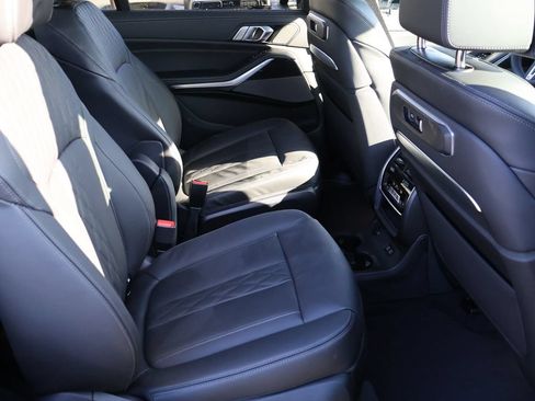 New 2026 BMW X7 M60i AWD/4WD image 30