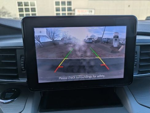 Used 2023 Ford Explorer XLT w/ Equipment Group 202A image 12