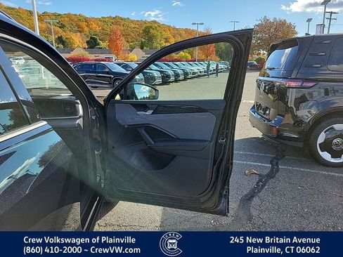 New 2026 Volkswagen Tiguan SE R-Line image 41