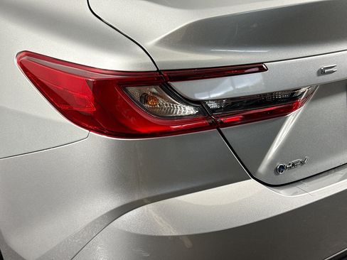 Used 2025 Toyota Camry LE w/ Convenience Package image 36