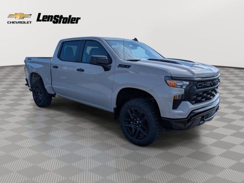 New 2026 Chevrolet Silverado 1500 Custom Trail Boss w/ Dark Appearance Package AWD/4WD image 4