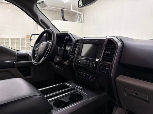 Used 2017 Ford F150 XLT w/ Equipment Group 302A Luxury image 27