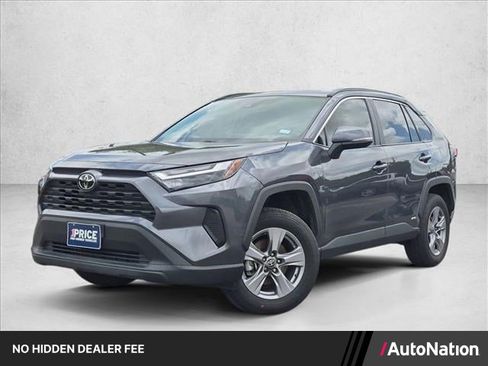 Used 2025 Toyota RAV4 XLE w/ Convenience Package AWD/4WD image 1
