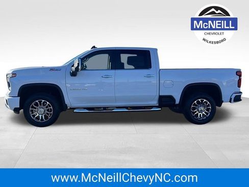 New 2026 Chevrolet Silverado 2500 LT w/ Z71 Chrome Sport Edition image 4