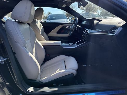Used 2023 BMW 230i xDrive Coupe image 16