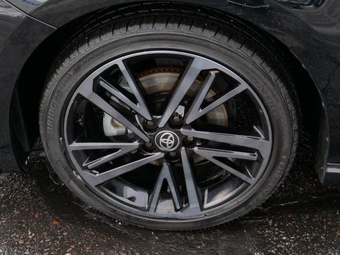 Used 2025 Toyota Camry XSE image 15