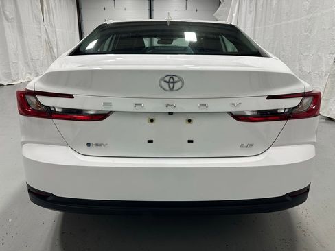 Used 2025 Toyota Camry LE image 6