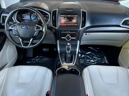 Used 2015 Ford Edge Titanium w/ Equipment Group 302A FWD image 3