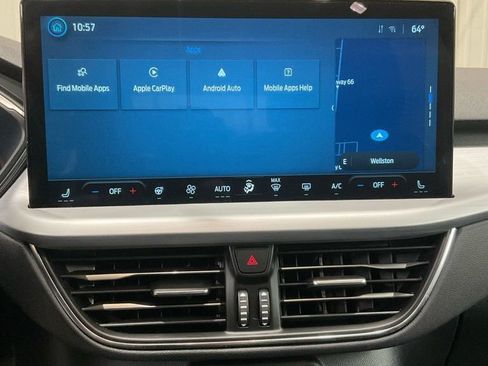 Used 2025 Ford Escape Platinum w/ Premium Technology Package image 17