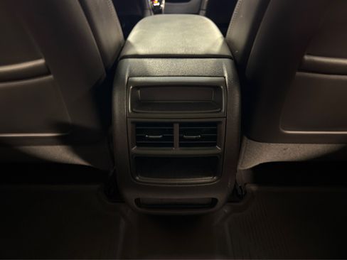 Used 2020 Cadillac XT5 Sportv AWD/4WD image 16
