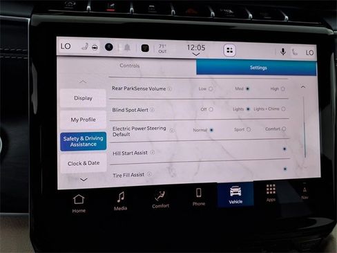 New 2025 Jeep Grand Cherokee L Limited image 10