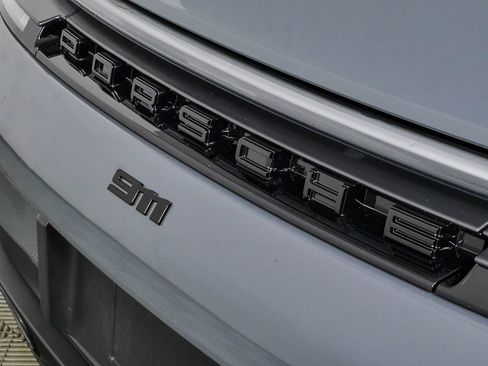 Certified 2025 Porsche 911 Carrera RWD image 34