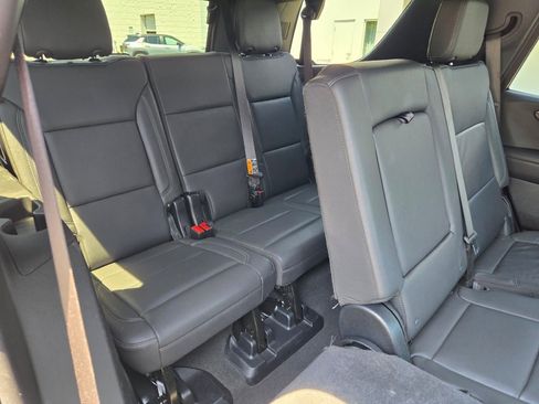 Certified 2025 Chevrolet Tahoe LT AWD/4WD image 12