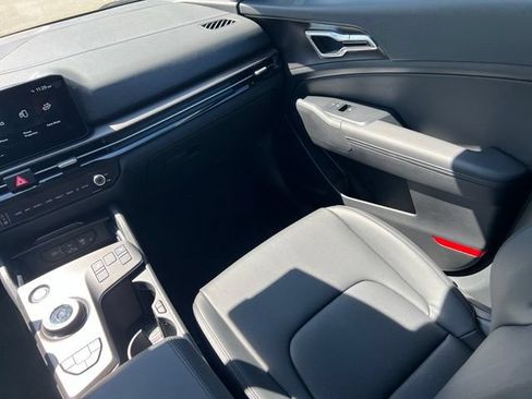 Certified 2026 Kia Sportage EX w/ EX Panoramic Sunroof Package AWD/4WD image 15