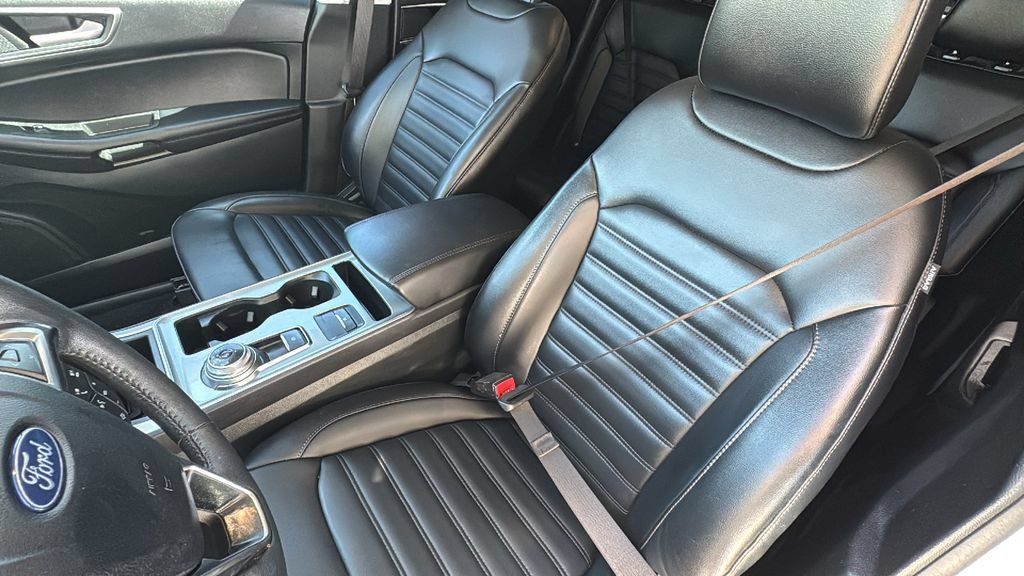 Used 2024 Ford Edge SEL w/ Convenience Package AWD/4WD image 22