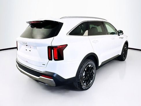 New 2026 Kia Sorento S image 5