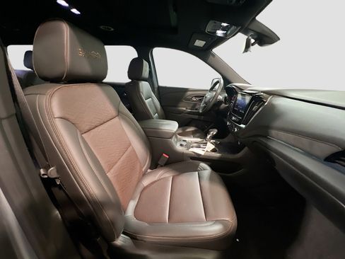 Used 2023 Chevrolet Traverse High Country image 22