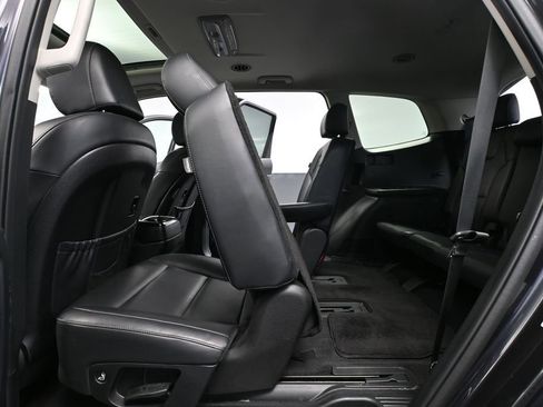 Used 2025 Kia Telluride S AWD/4WD image 40