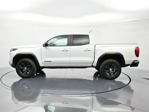 Certified 2024 GMC Canyon Elevation image 9