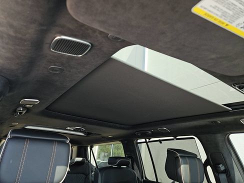 New 2026 Jeep Grand Wagoneer L Summit AWD/4WD image 8