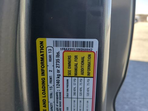 Certified 2024 Ford Transit 350 XLT image 28