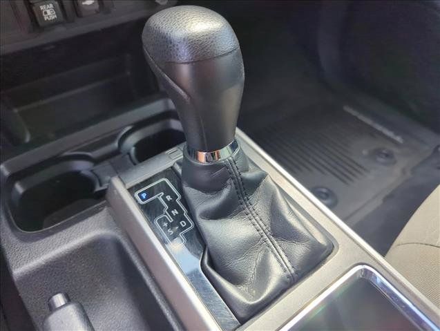 Used 2019 Toyota Tacoma SR5 RWD image 16