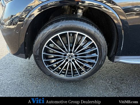 Certified 2025 Mercedes-Benz GLC 300 4MATIC image 12