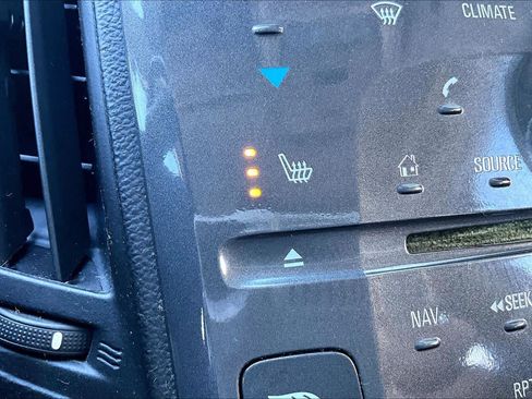 Used 2015 Chevrolet Volt Premium w/ Premium Trim Package image 34