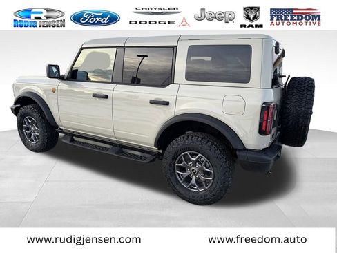 New 2025 Ford Bronco Badlands AWD/4WD image 4