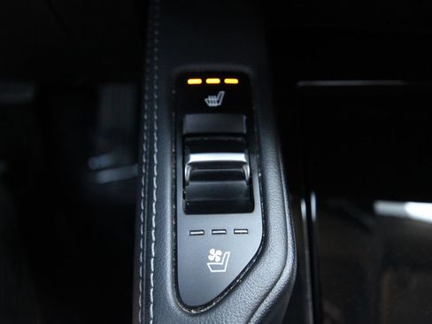 Used 2022 Kia Telluride EX w/ EX Premium Package AWD/4WD image 13
