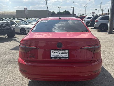 Used 2019 Volkswagen Jetta SE FWD image 7