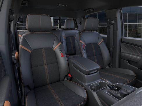 New 2025 GMC Canyon AT4 w/ Nightfall Edition image 29