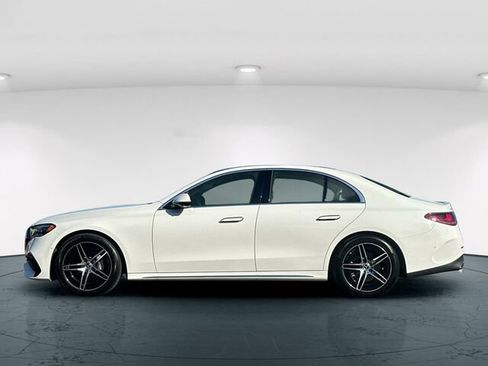 Certified 2025 Mercedes-Benz E 350 Sedan image 4
