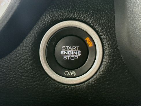 Used 2025 RAM 1500 Big Horn RWD image 21