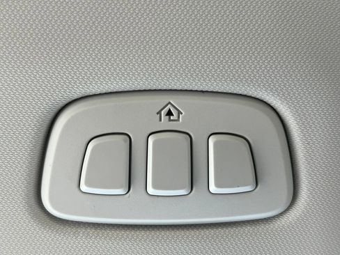New 2024 Ford Escape SE w/ PHEV Premium Package FWD image 31
